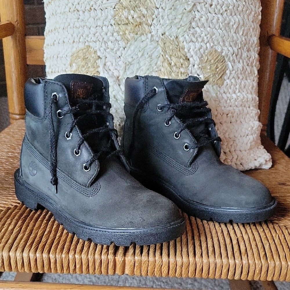 Timberland  boots, grayish black, size 4 junior